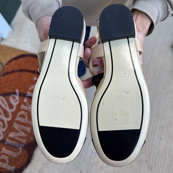 ❤️NWOT Gorgeous CHANEL slingback flats with bow and faux pearls, beige/black🥰 - Picture 8 of 12